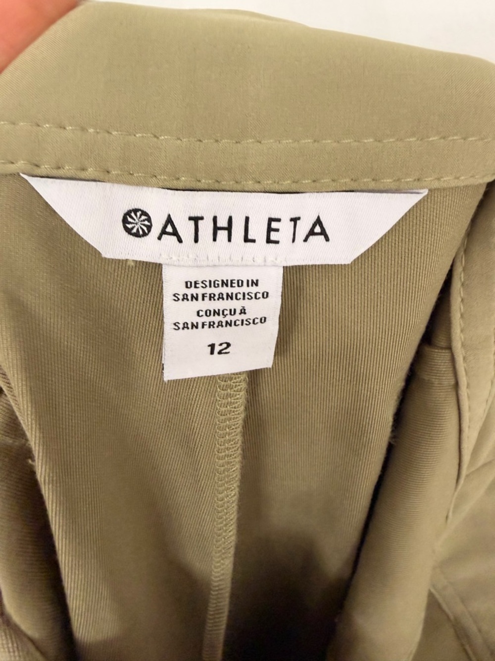 Athleta Skyline Barrel Leg Utility Pant in Olive Green Size 12 - Picture 5 of 8
